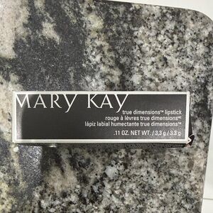 Mary Kay True Dimensions Lipstick in Tuscan rose NEW IN BOX